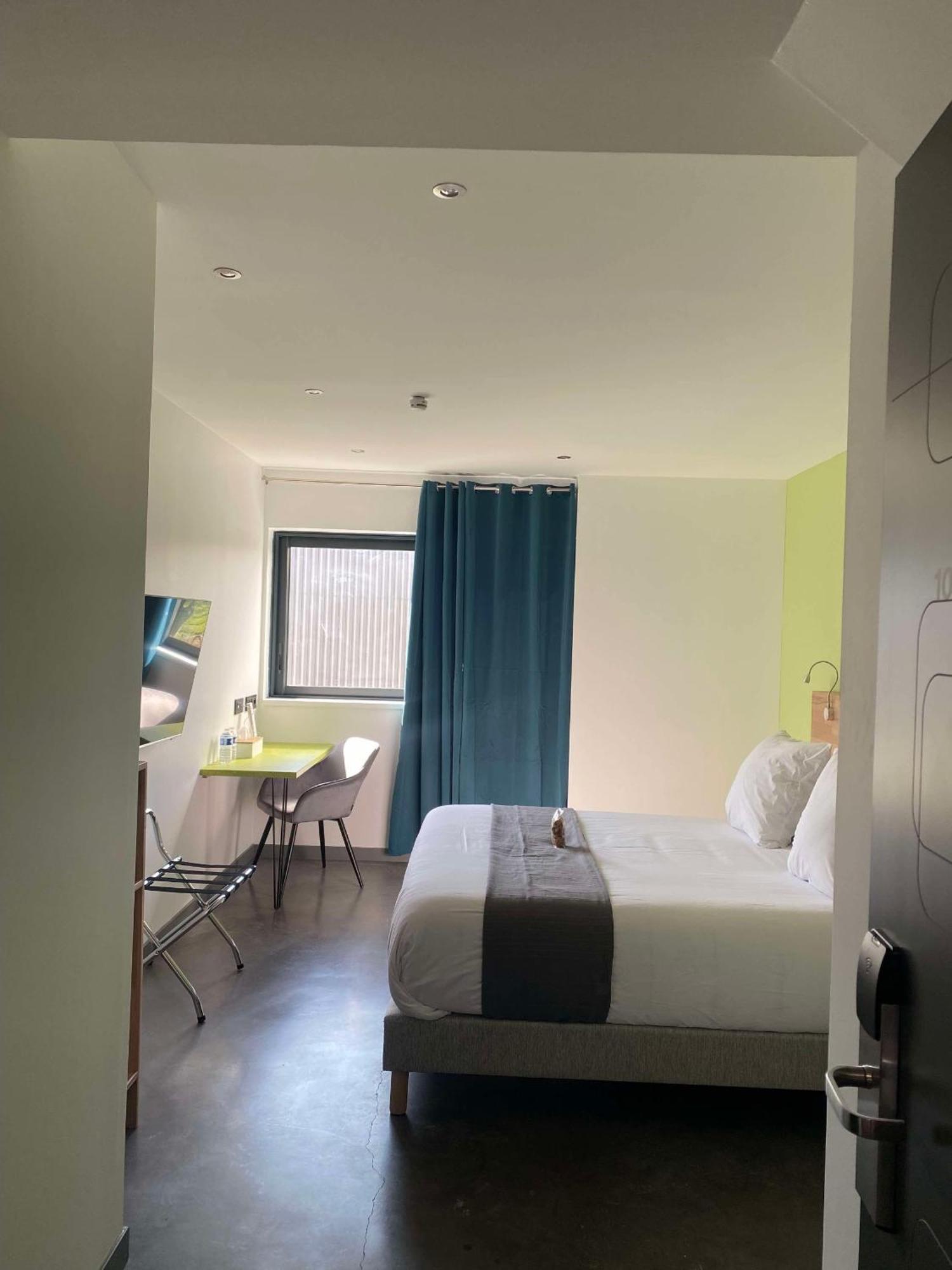H85 Hotell Chatte Exteriör bild
